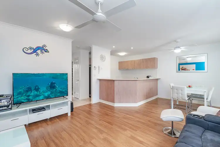 15/18 Lake Weyba Drive, Noosaville QLD 4566