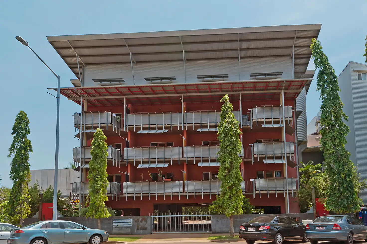 Main view of Homely unit listing, 2/12 Mclachlan Street, Darwin City NT 800