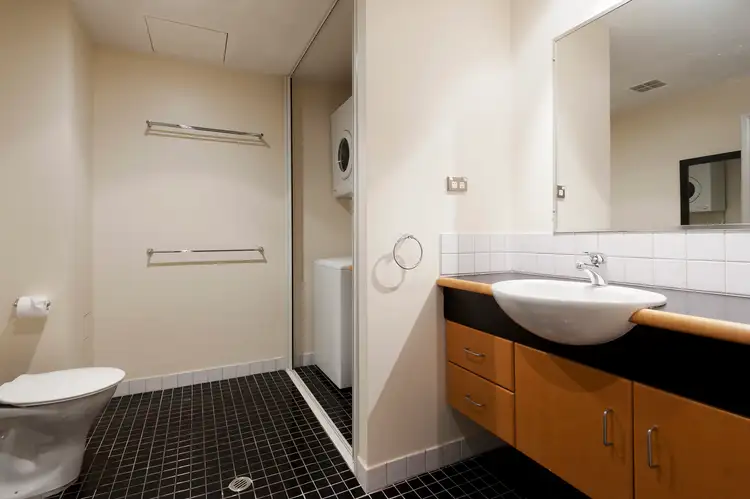 Seventh view of Homely unit listing, 2/12 Mclachlan Street, Darwin City NT 800