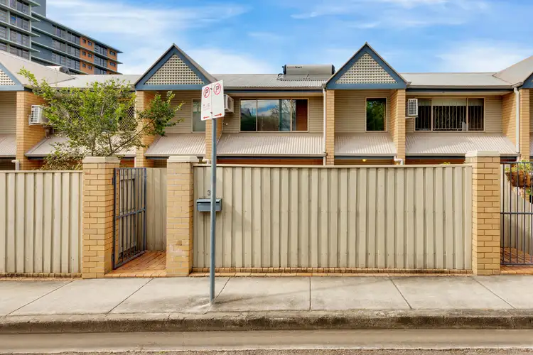 3/53 Sandford Street, St Lucia QLD 4067