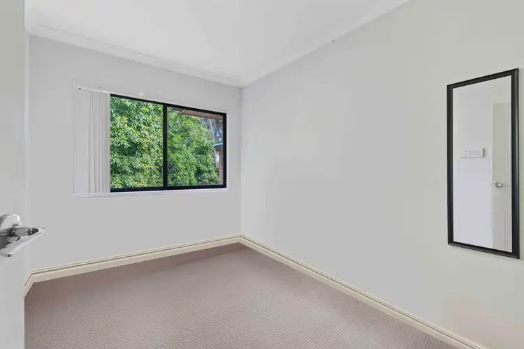 Sixth view of Homely unit listing, 4/10 Montrose Road, Taringa QLD 4068
