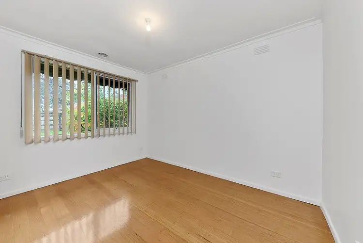 Sixth view of Homely house listing, 7 Maple Crescent, St Albans VIC 3021