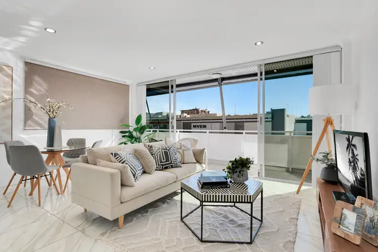 8/12 Underhill Avenue, Indooroopilly QLD 4068