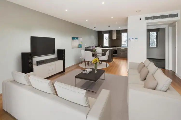 2B Sutherland Road, Armadale VIC 3143