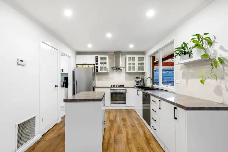 42C Doncaster East Road, Mitcham VIC 3132