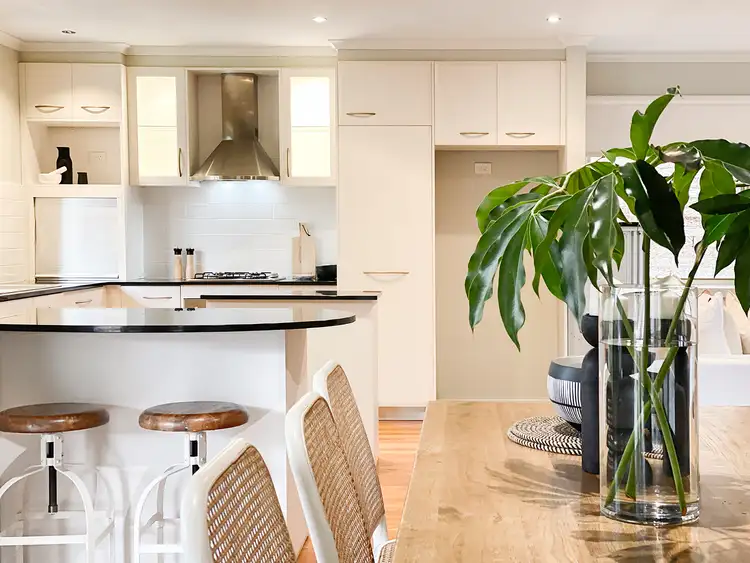 Fifth view of Homely house listing, 33 Ashley Avenue, Farmborough Heights NSW 2526