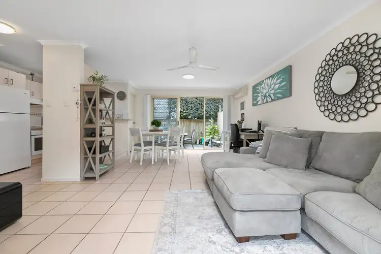 2/229 Weyba Road, Noosaville QLD 4566