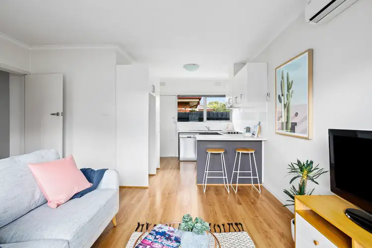 Second view of Homely unit listing, 5/168 Mason Street, Newport VIC 3015