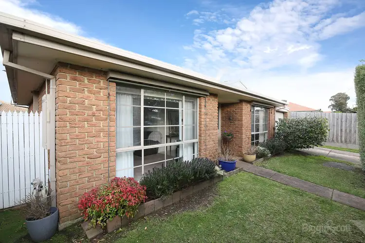 Main view of Homely unit listing, 2/2 Isaac Smith Crescent, Cranbourne VIC 3977