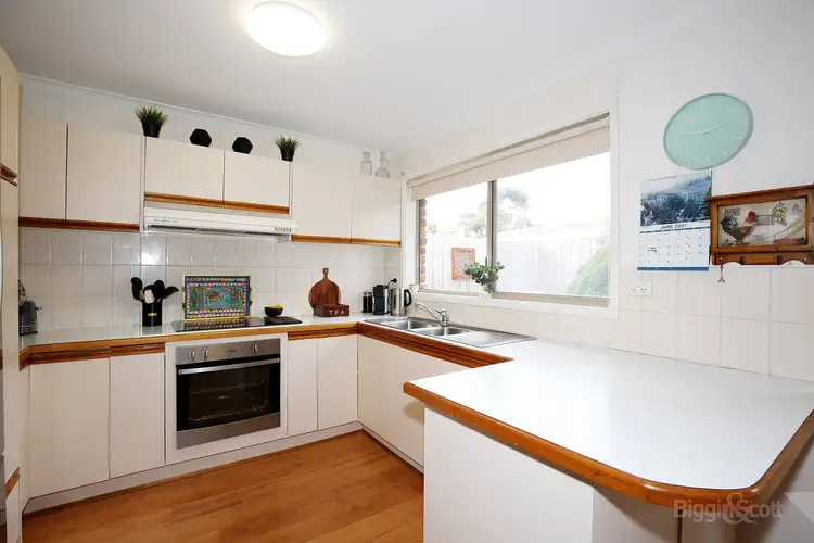 Fourth view of Homely unit listing, 2/2 Isaac Smith Crescent, Cranbourne VIC 3977