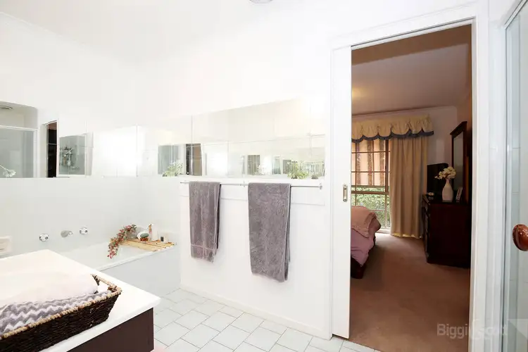 Sixth view of Homely unit listing, 2/2 Isaac Smith Crescent, Cranbourne VIC 3977