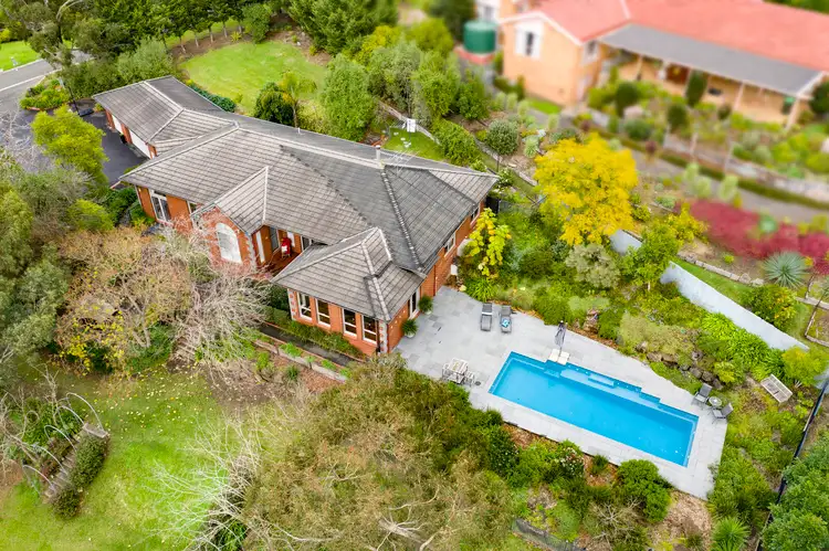4 Arnold Drive, Donvale VIC 3111