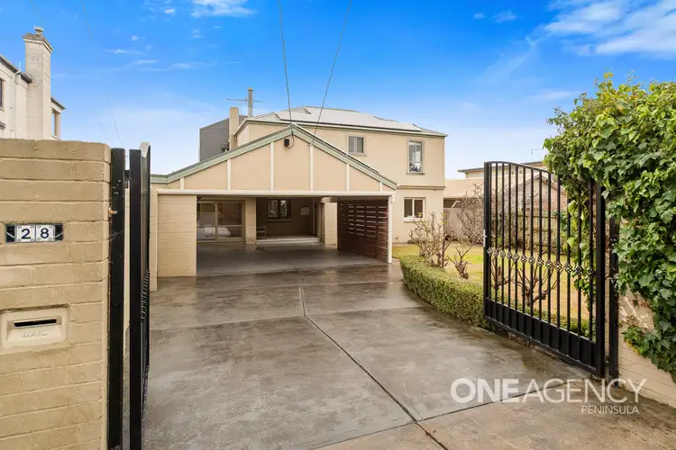 28 Cliff Road, Frankston VIC 3199