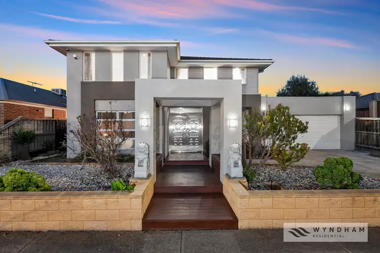 8 St Andrews Drive, Deer Park VIC 3023