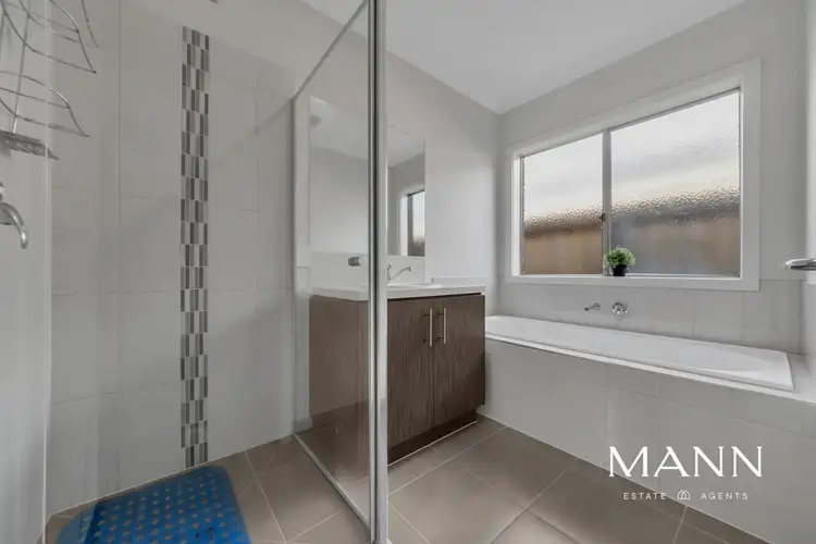 Sixth view of Homely house listing, 15 Overnewton Way, Wollert VIC 3750