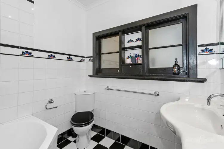 Sixth view of Homely apartment listing, 4/1A Hawsleigh Avenue, Balaclava VIC 3183