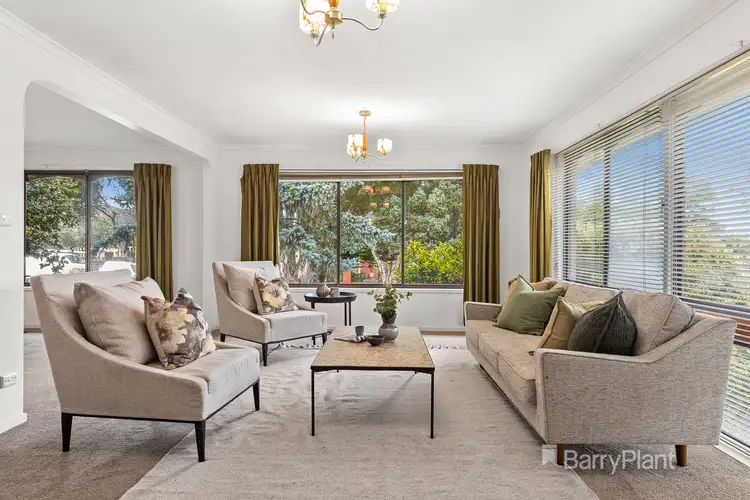 2 Cedar Close, Chadstone VIC 3148