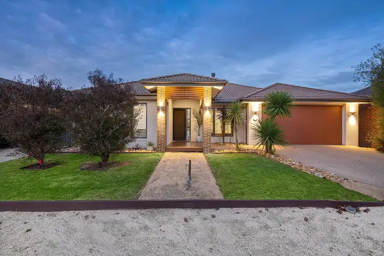 33 Sarton Link, Pakenham VIC 3810