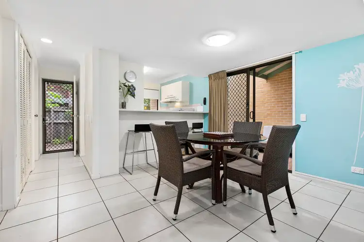 4/8 Janet Street, Noosaville QLD 4566