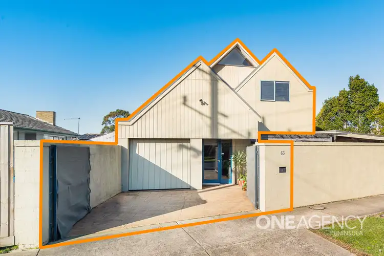 2/63 Salmon Street, Hastings VIC 3915