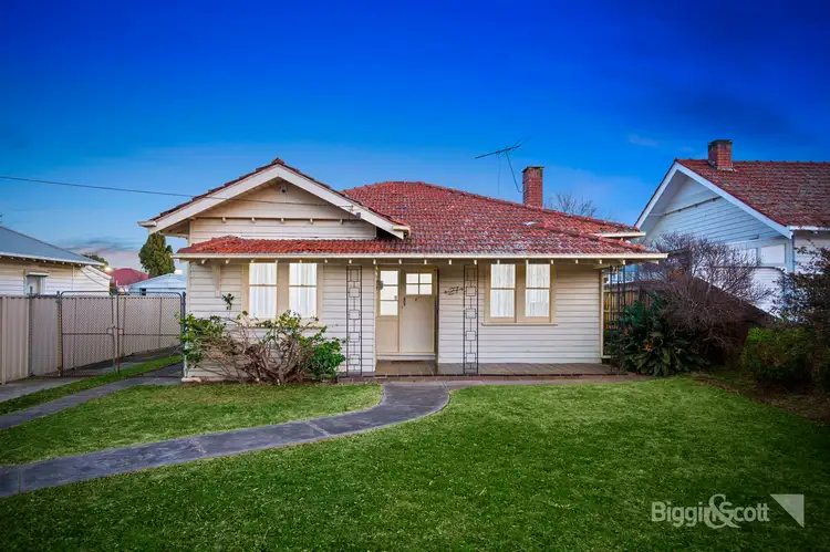 27 Mitchell Street, Maribyrnong VIC 3032