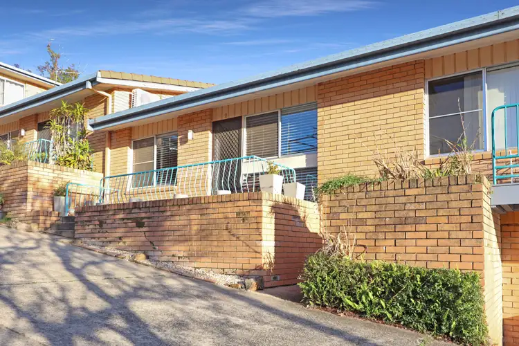 Main view of Homely unit listing, 2/25 Bent Street, Coffs Harbour NSW 2450