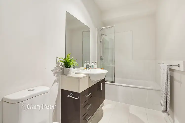 Fifth view of Homely apartment listing, 1/101-103 Orrong Crescent, Caulfield North VIC 3161