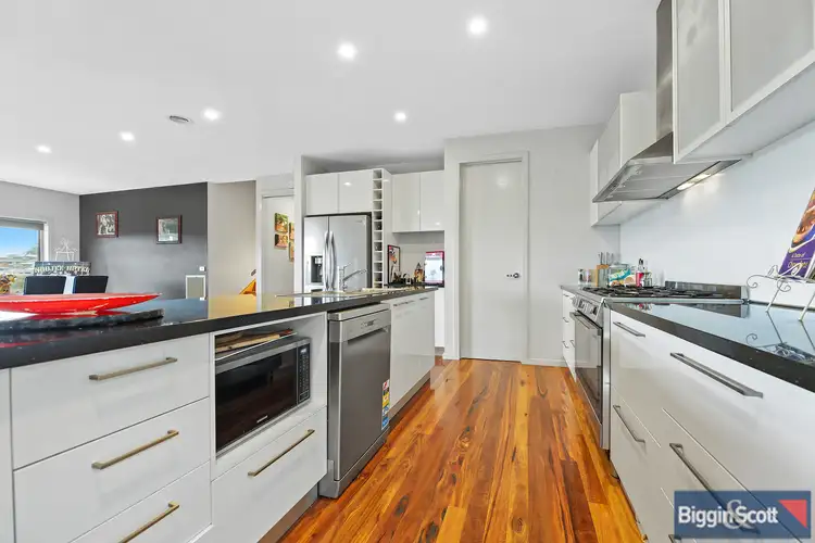 Fifth view of Homely house listing, 14 Ruby Close, Warragul VIC 3820