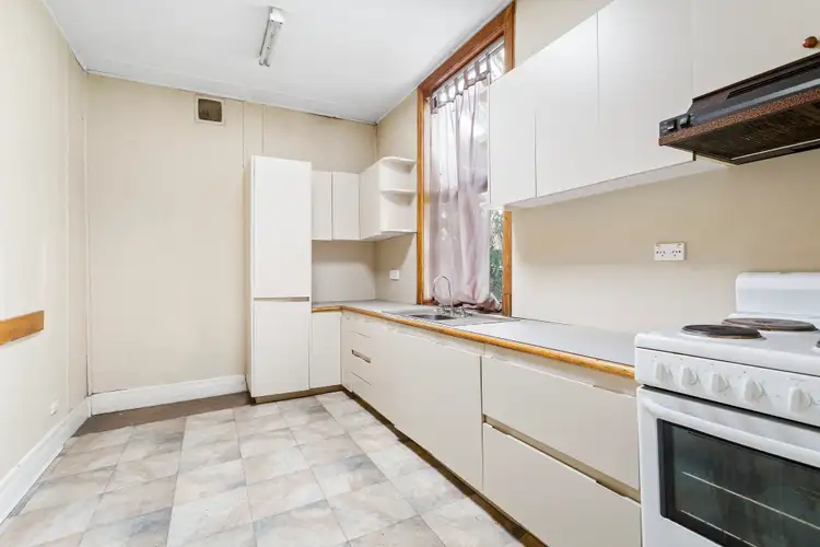 Third view of Homely house listing, 2 Primula Avenue, Brooklyn VIC 3012