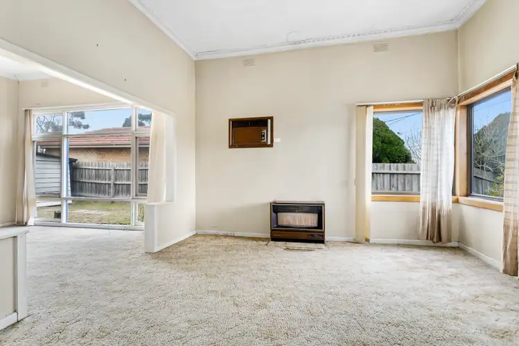 Fourth view of Homely house listing, 2 Primula Avenue, Brooklyn VIC 3012