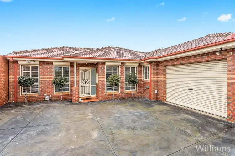 2/25 Sutton Avenue, Altona North VIC 3025