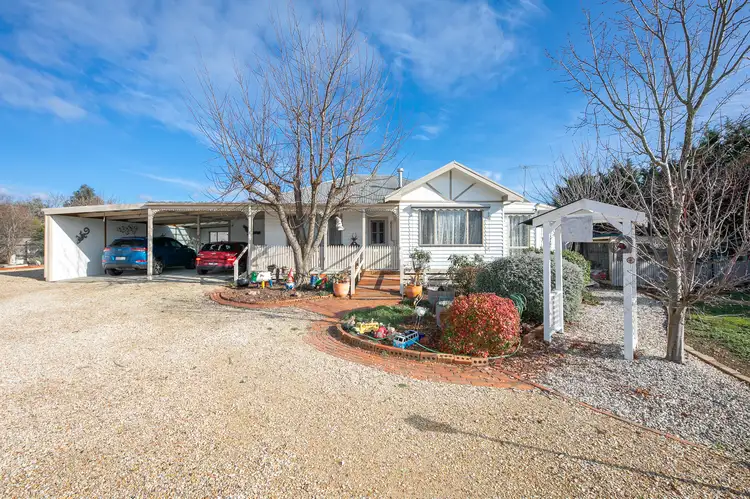 37 Main Road, Lancefield VIC 3435