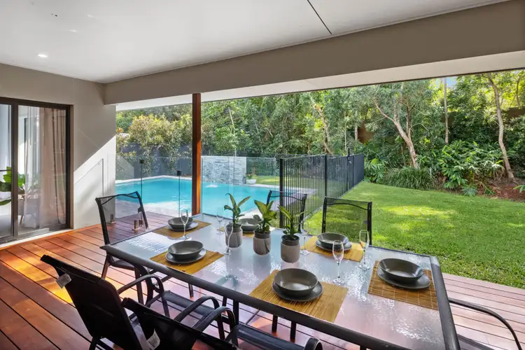 10 Honey Myrtle Road, Noosa Heads QLD 4567