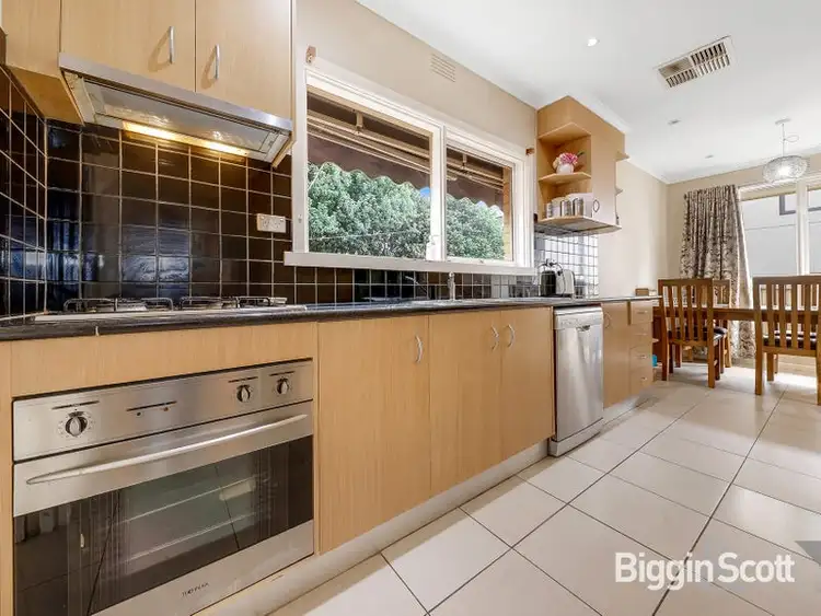 Fourth view of Homely unit listing, 1/18 Emerald Street, Mount Waverley VIC 3149