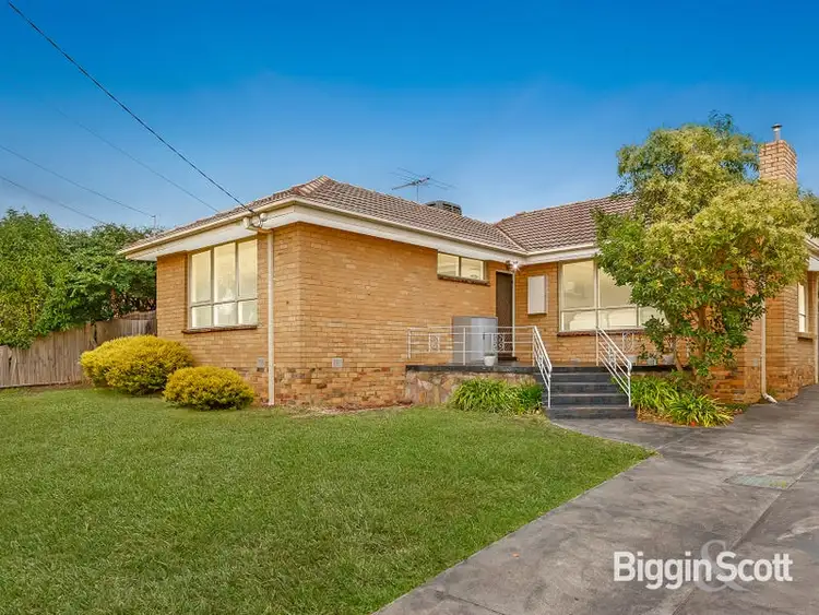 Sixth view of Homely unit listing, 1/18 Emerald Street, Mount Waverley VIC 3149