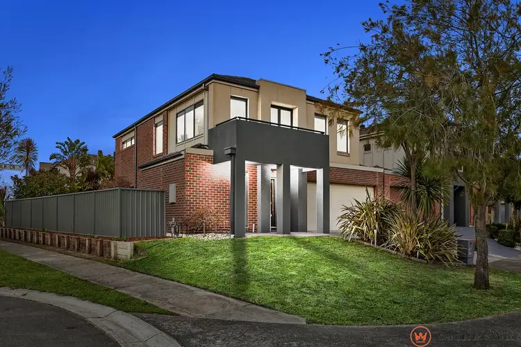 19 Monbulk Crescent, Rowville VIC 3178