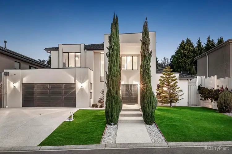 30 Treevalley Drive, Doncaster East VIC 3109