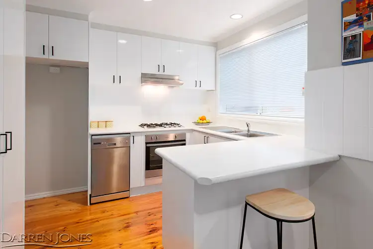Fifth view of Homely townhouse listing, 2/15 Ester Street, Greensborough VIC 3088