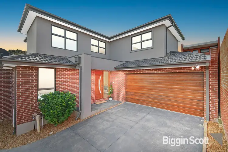 2/4 Mountain Ash Avenue, Ashwood VIC 3147