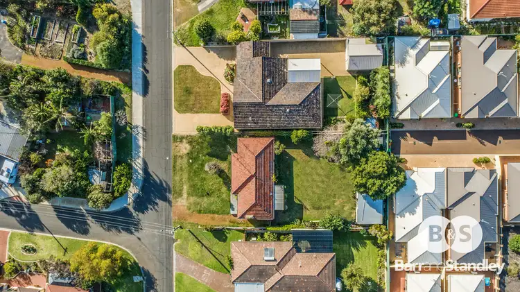 Second view of Homely house listing, 5 Parmelia Drive, Australind WA 6233