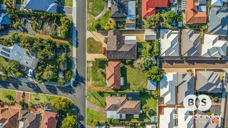 Third view of Homely house listing, 5 Parmelia Drive, Australind WA 6233