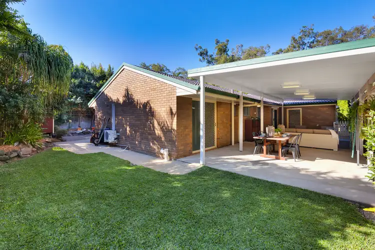9 Lant Street, Chapel Hill QLD 4069