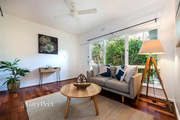 2/54 Narong Road, Caulfield North VIC 3161
