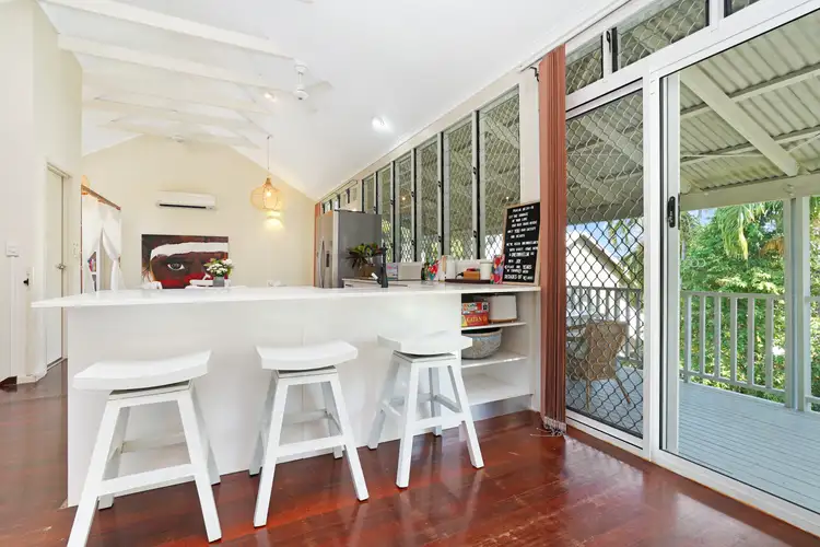 E3/7 Lorna Lim Terrace, Driver NT 830