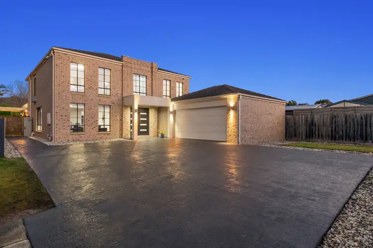 11 Cremin Court, Rowville VIC 3178