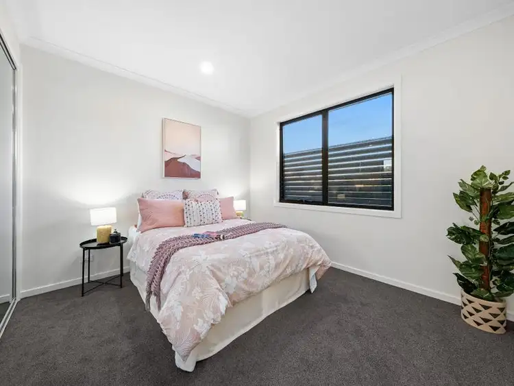 Sixth view of Homely townhouse listing, 3/8 Catherine Avenue, Mount Waverley VIC 3149