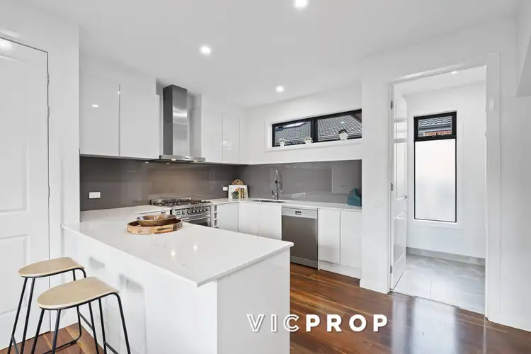 Fourth view of Homely townhouse listing, 1/132 Station Street, Burwood VIC 3125