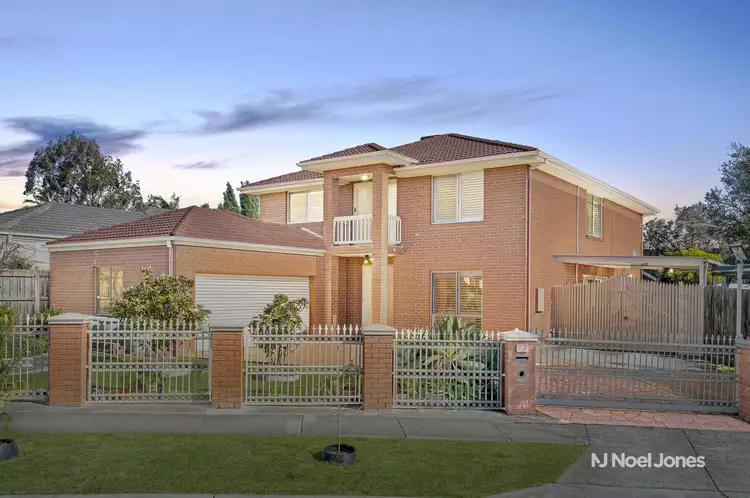 77 Somes Street, Wantirna South VIC 3152