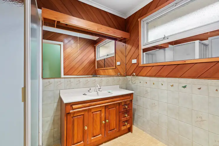 Sixth view of Homely house listing, 2 Elizabeth Court, Ringwood East VIC 3135