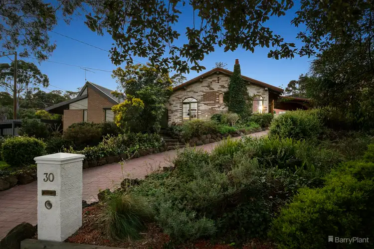 30 Duff Parade, Viewbank VIC 3084